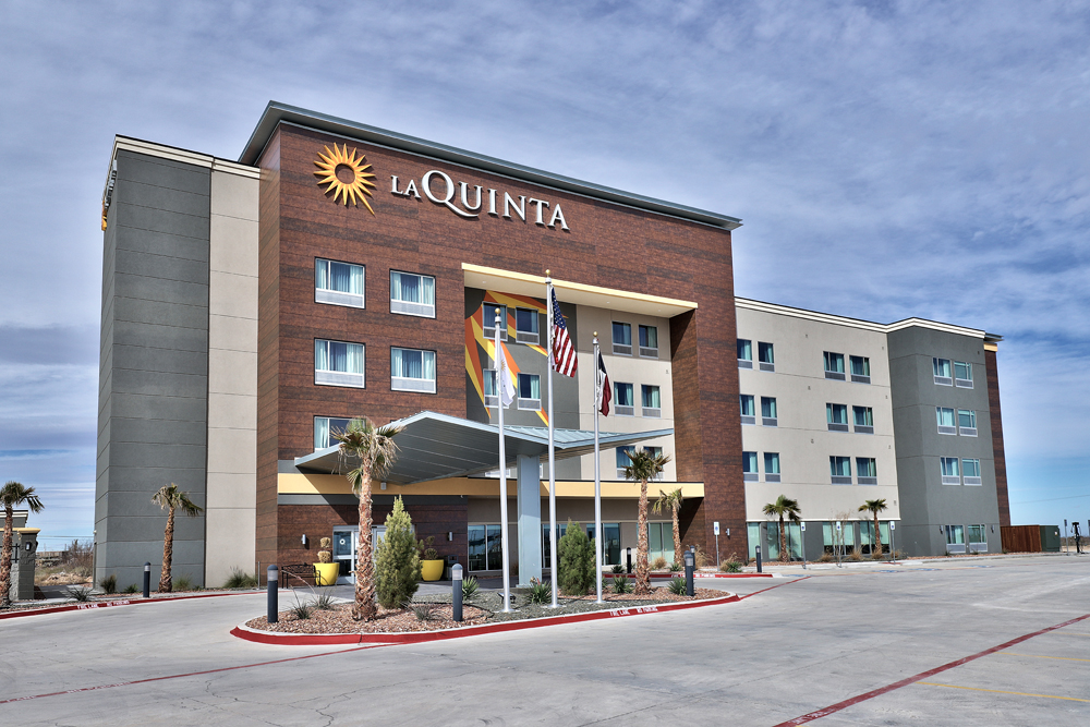 LaQuinta Inn & Suites